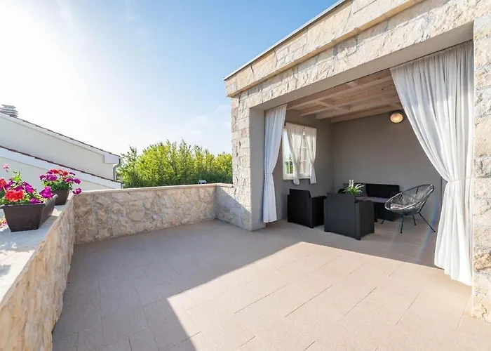 Kirstin * Privlaka (Zadar)